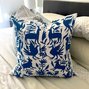 2 Scandinavian Designs Pillow Covers
